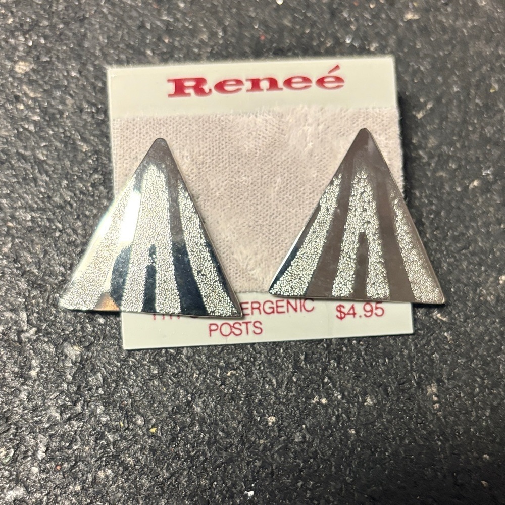 Renee 90s Silver Triangle Earrings